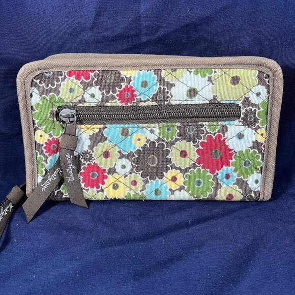 thirty-one Handbags - Thirty-One Wallet Brown Floral Quilted Organize Zippered Bohemian Chic